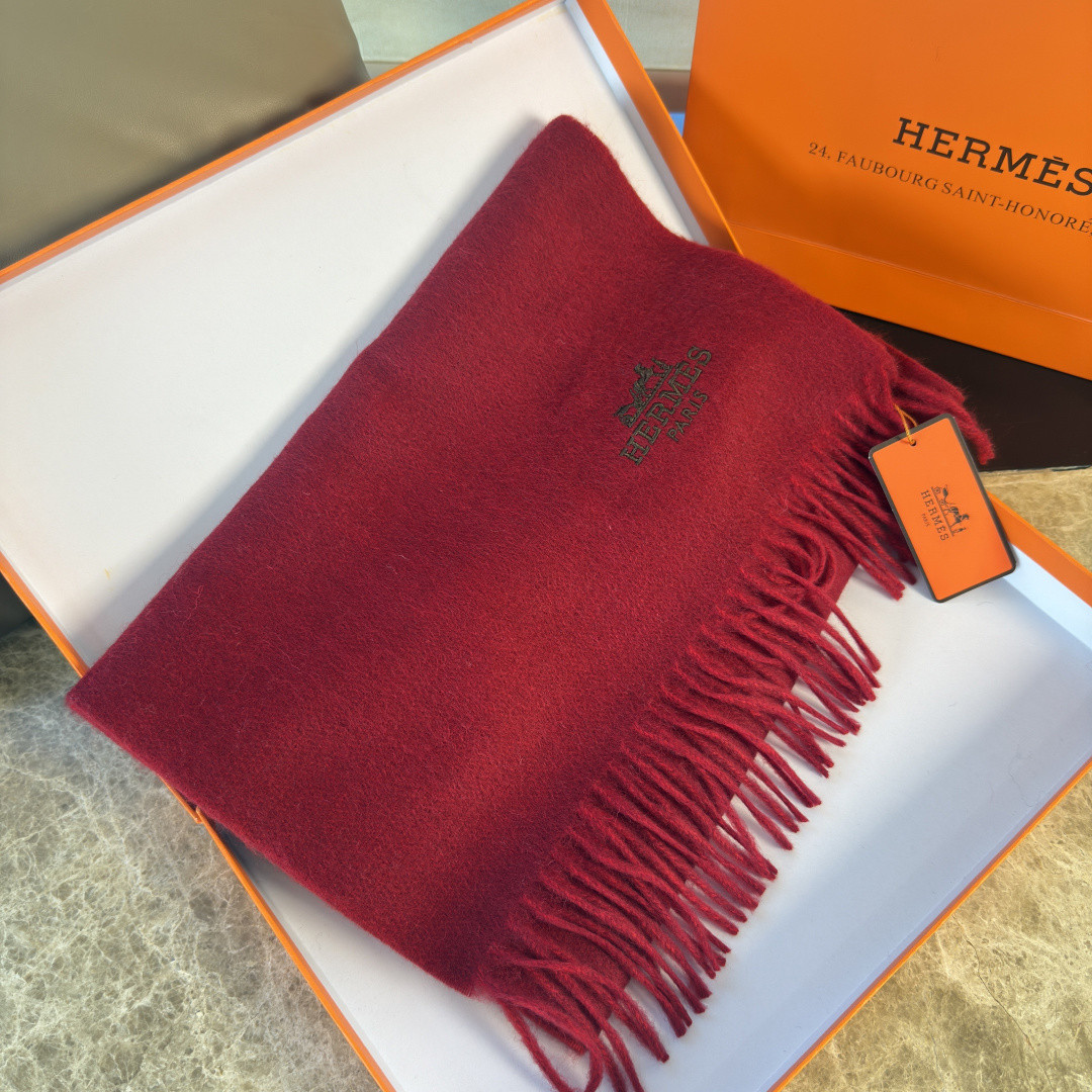 H**me5 scarf 32x180cm