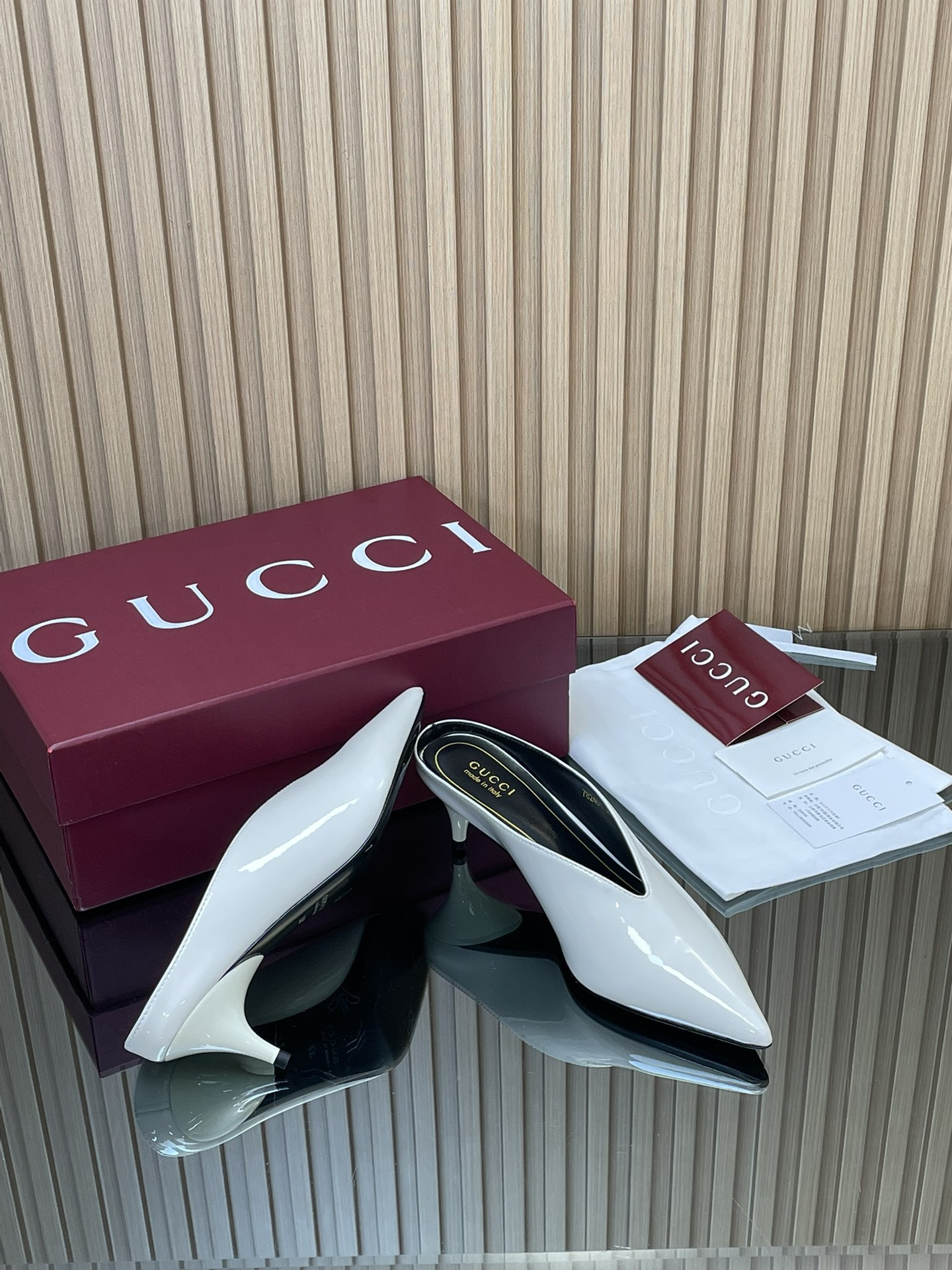 ua Gvc*1 97 heeled mule