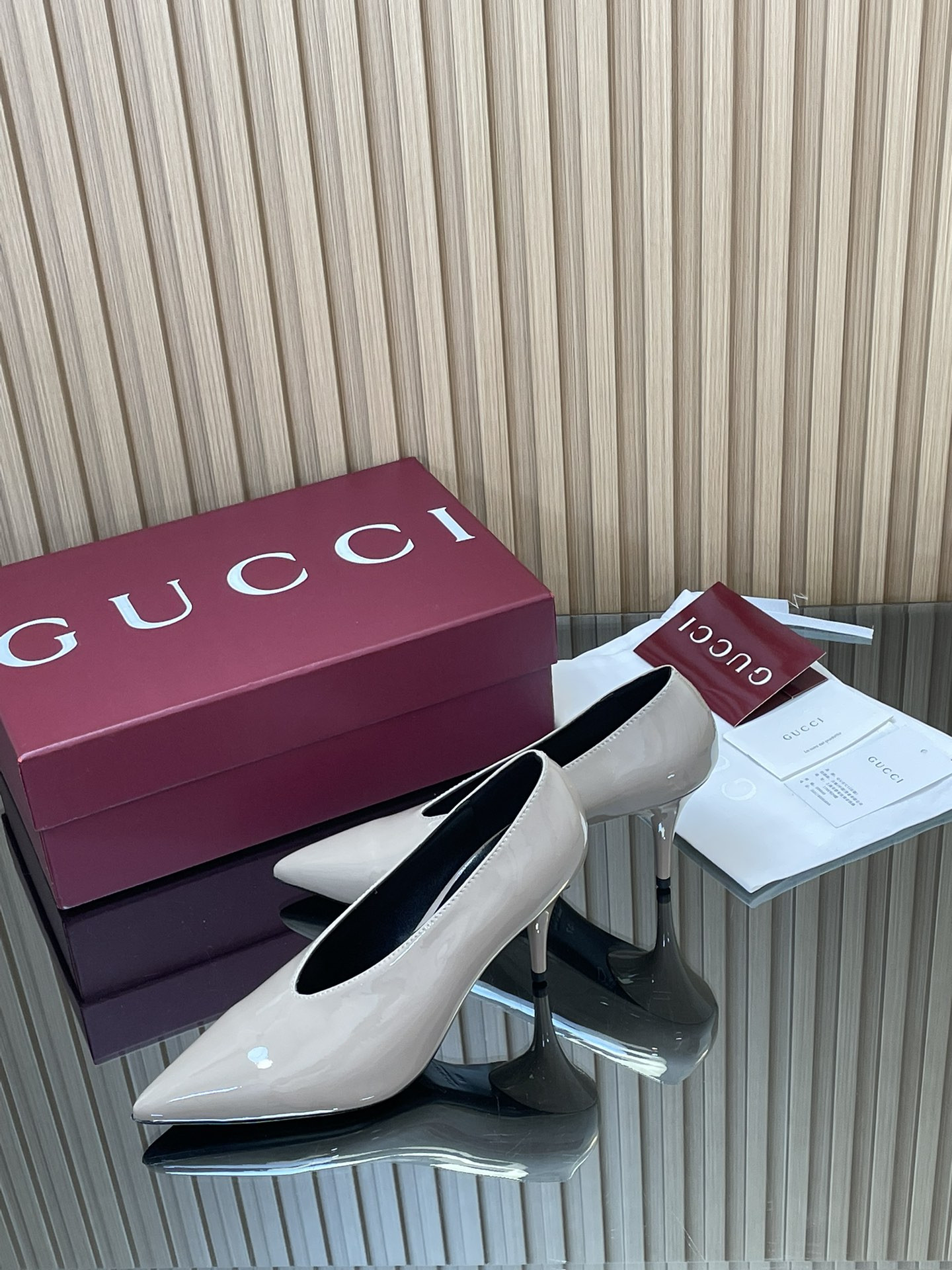 ua Gvc*1 97 heeled pump