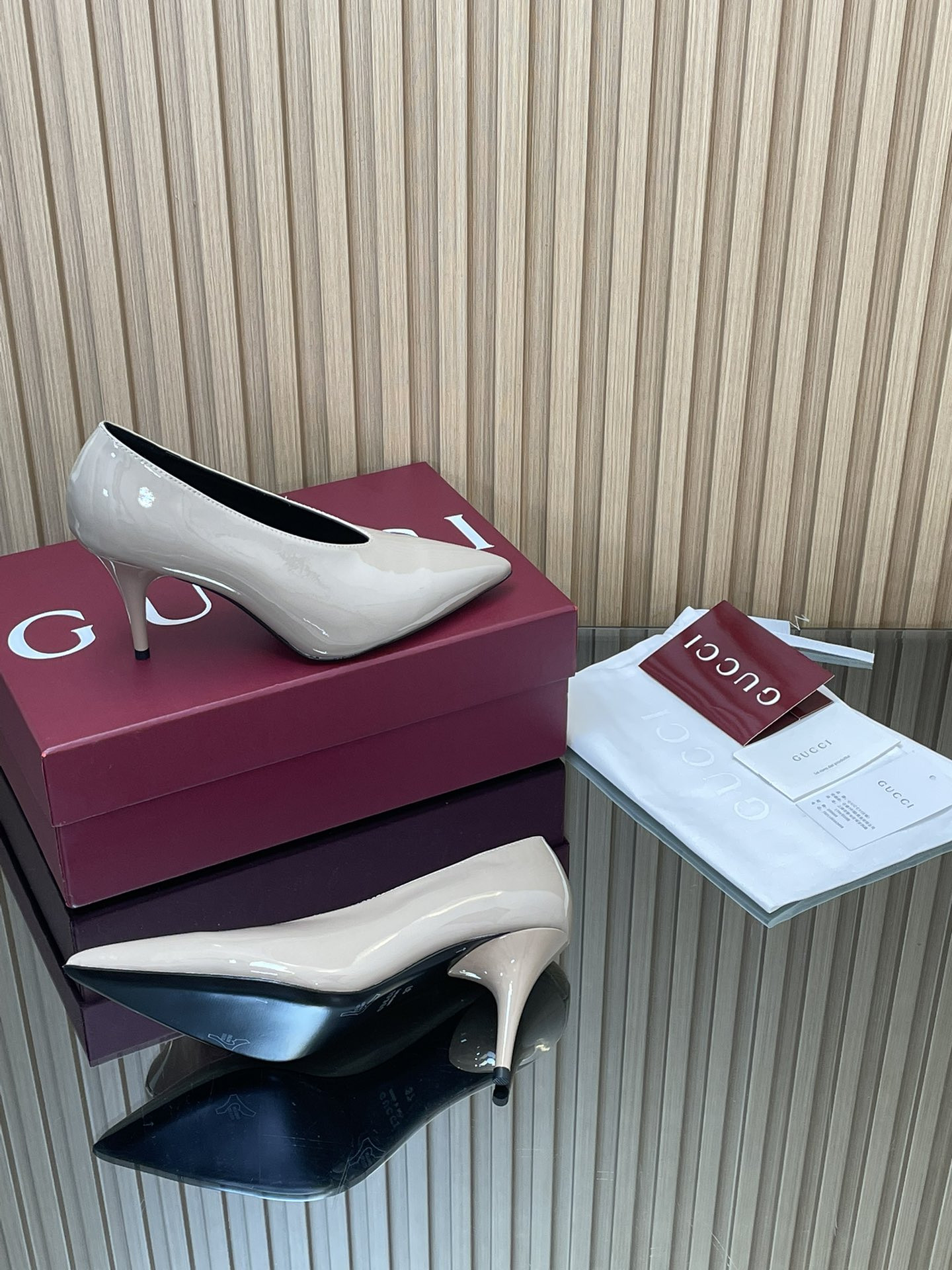 ua Gvc*1 97 heeled pump