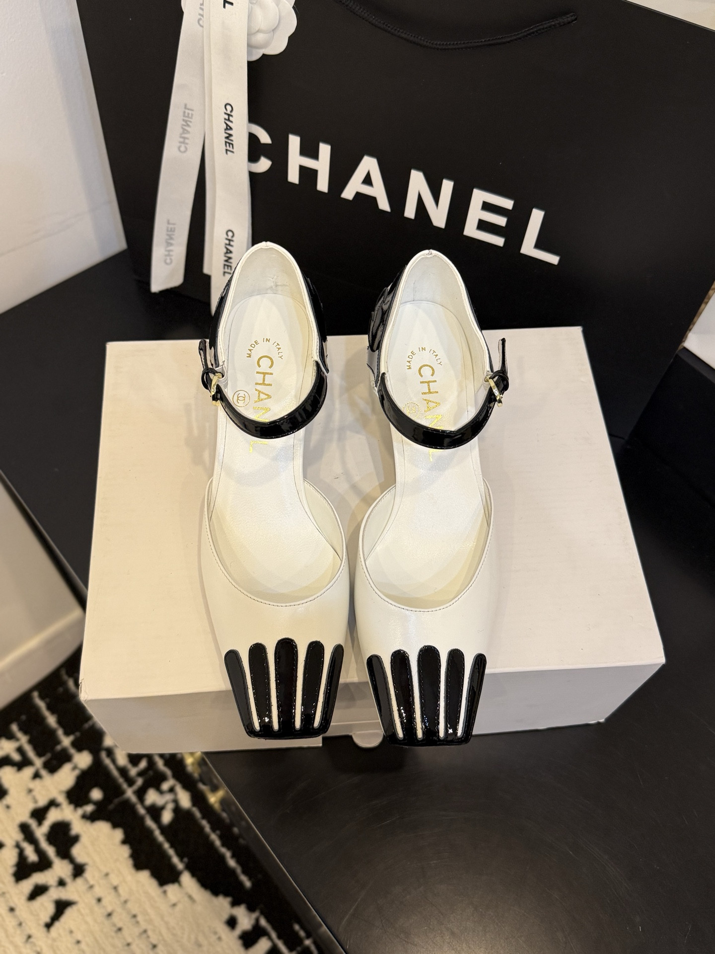 ua Ch**el mary janes