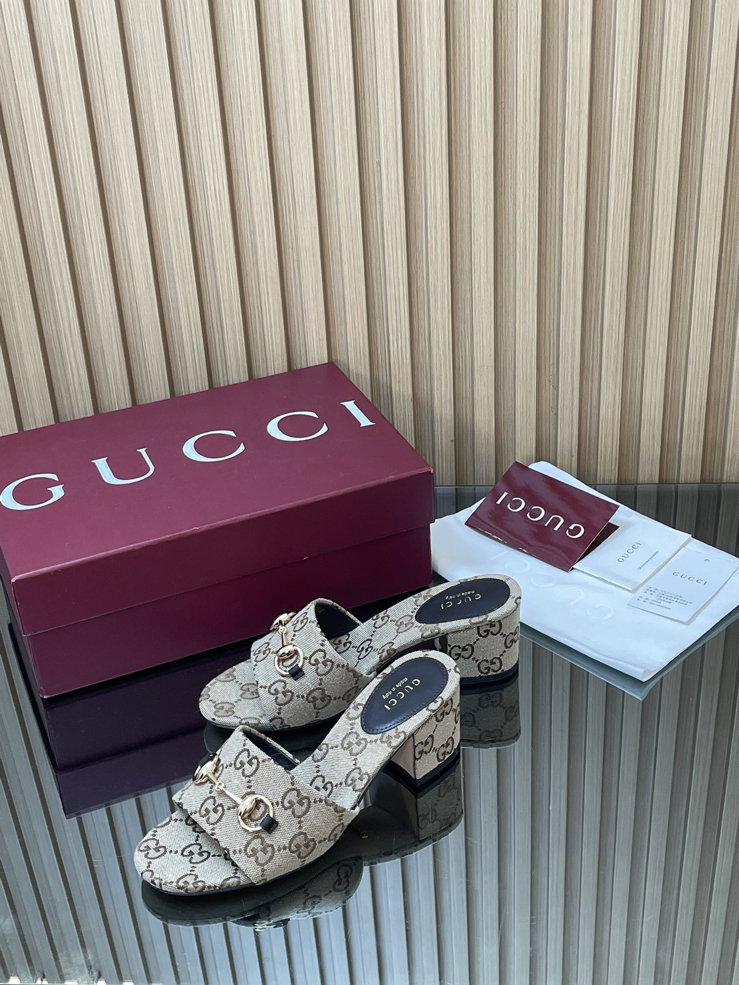 ua Gvc*1 slide sandal with horsebit 5.5cm heel